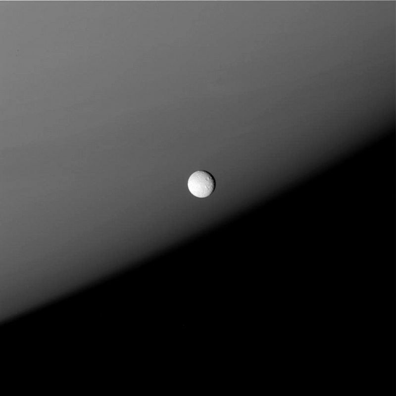 saturn_mimas_dec08 Saturn's moon Mimas