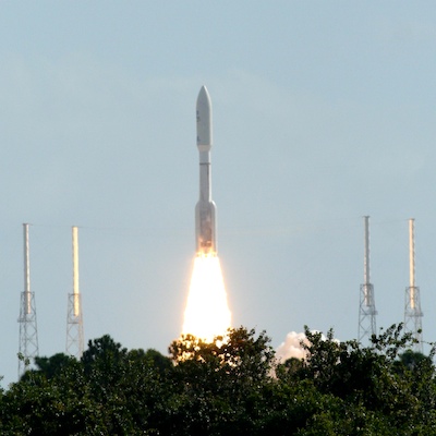An Atlas rocket lifts Curiosity toward the Red Planet. Credit: Bill Dunford
